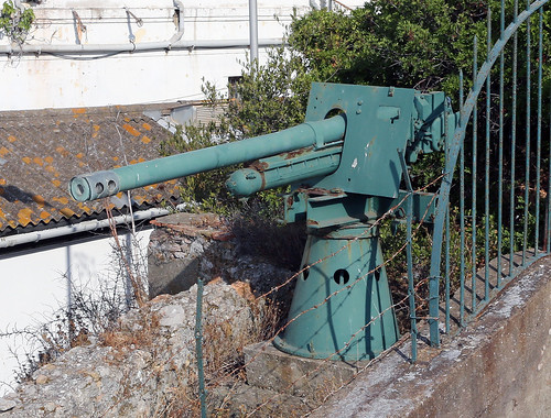 Two 6pdr BL guns Image